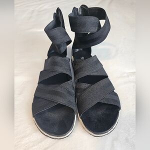 Sorel Sandals Black Size 9 Strappy